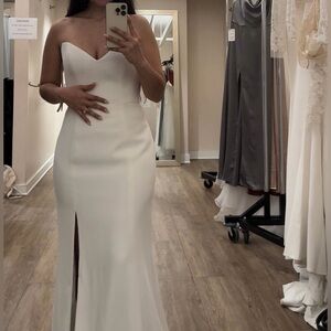 Jenny Yoo Hilarie Wedding Dress Size 4